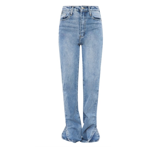 NEW WITH TAGS! Pretty Little Thing Light Blue Wash Long Leg Split Hem Jeans - Picture 16 of 16